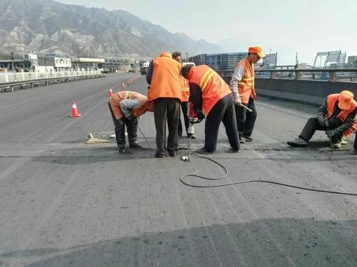 黄平道路桥梁病害治理